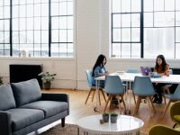 5 Benefits of Coliving: The Difference Between Coliving and House Sharing